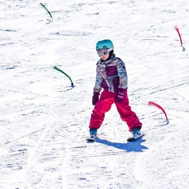 Picture of KIDS SKI GROUP LESSON, AGES 5-17 (TICKET/RENTALS NOT INCLUDED)
