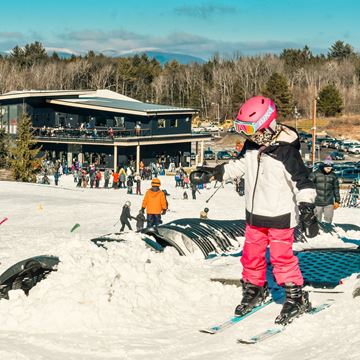 Picture of BEGINNER CARPET LIFT TICKET ($29 WEEKDAY/$34 WEEKEND/$42 HOLIDAY)